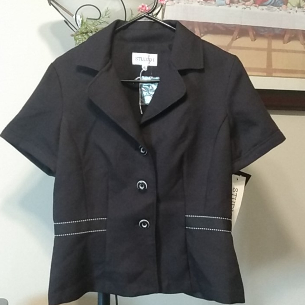 Studio I Size 10 Black Short Sleeve Blazer